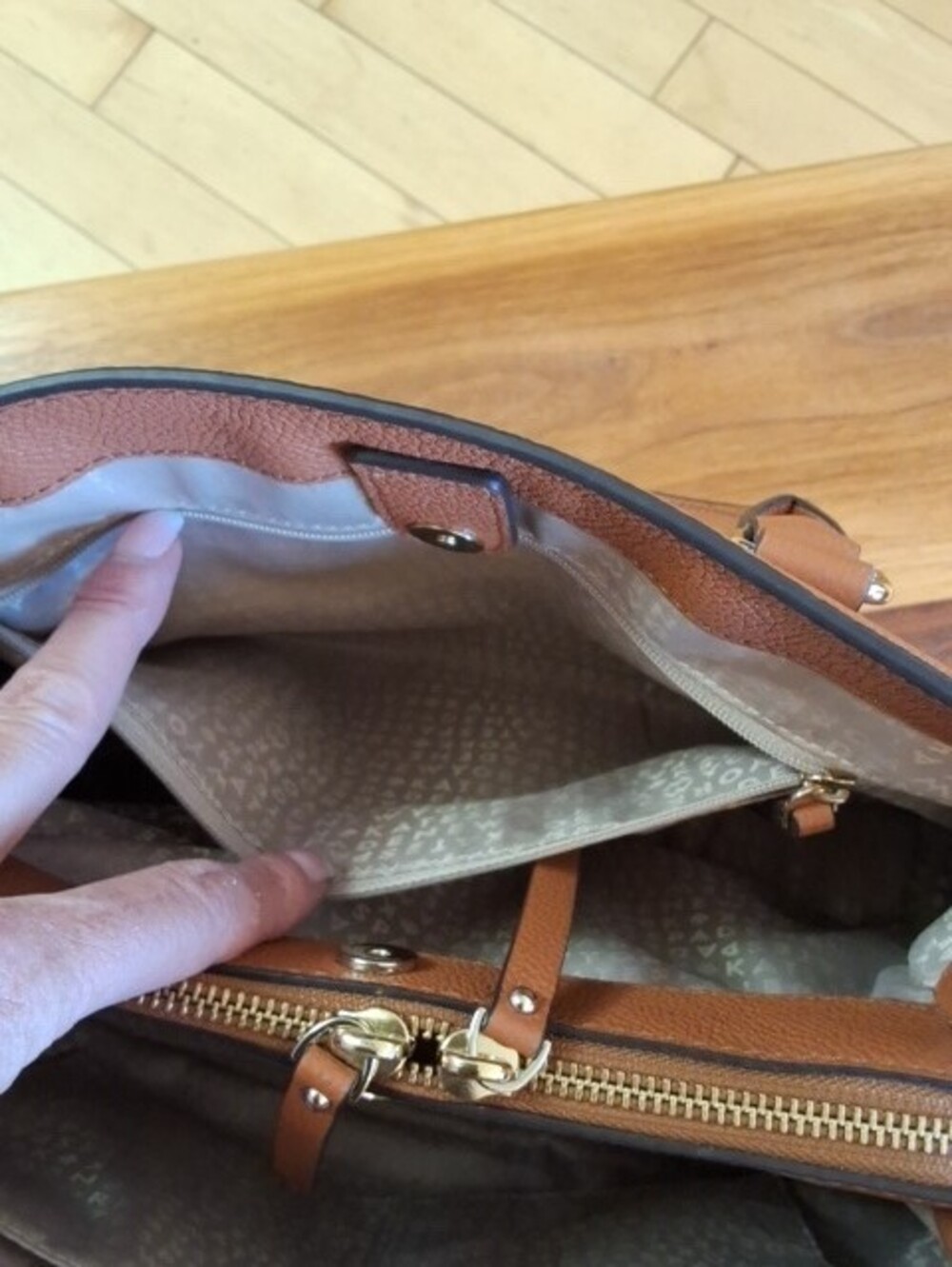 kate spade tan leather satchel with detachable strap - Picture 6 of 9